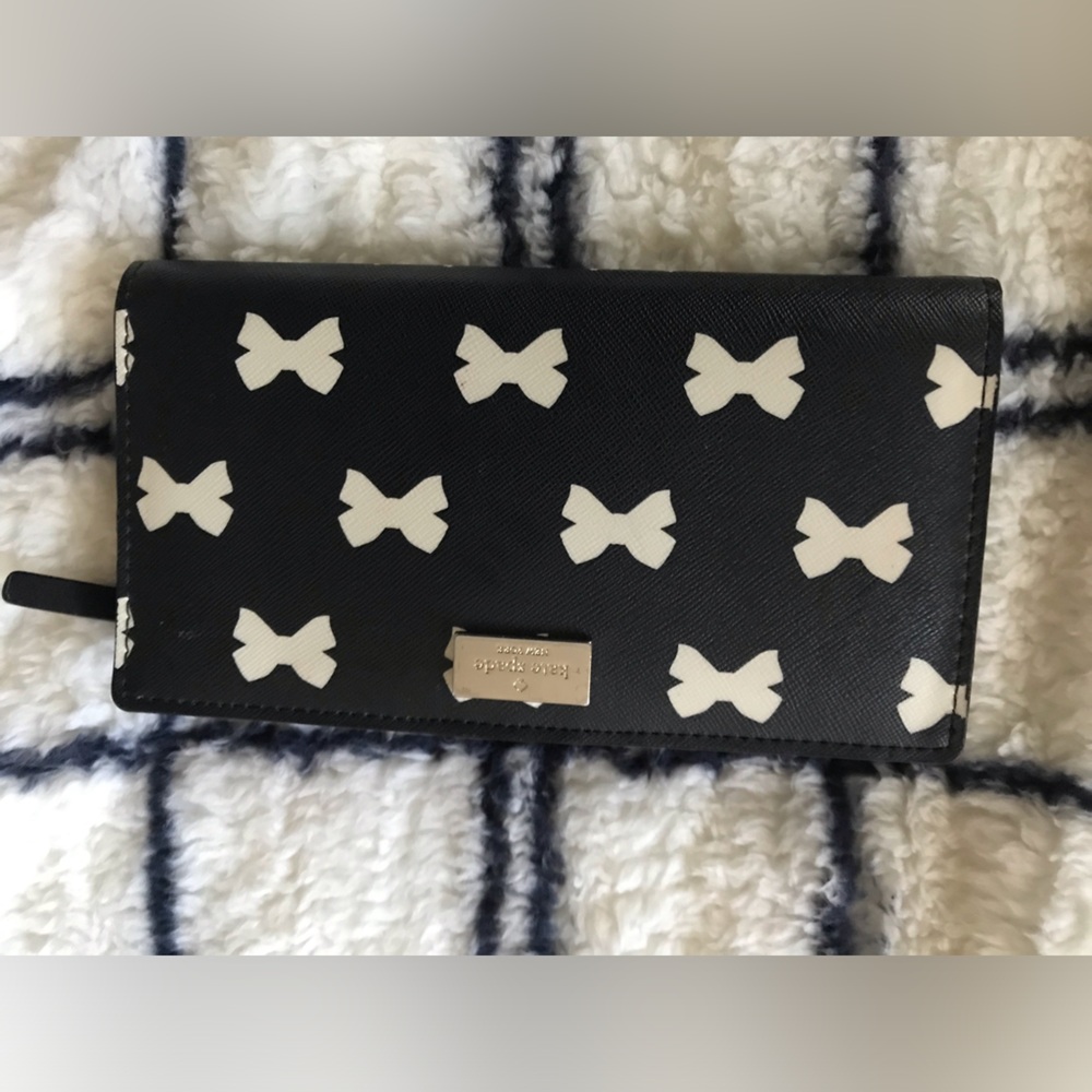 Kate spade wallet